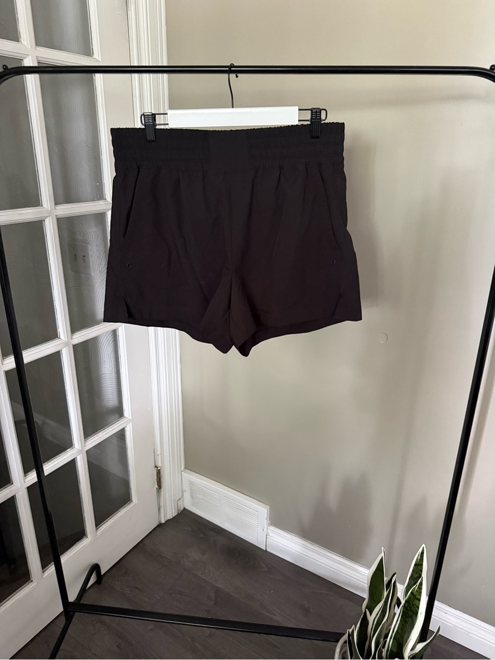 Old Navy Black Athletic Shorts (L)
